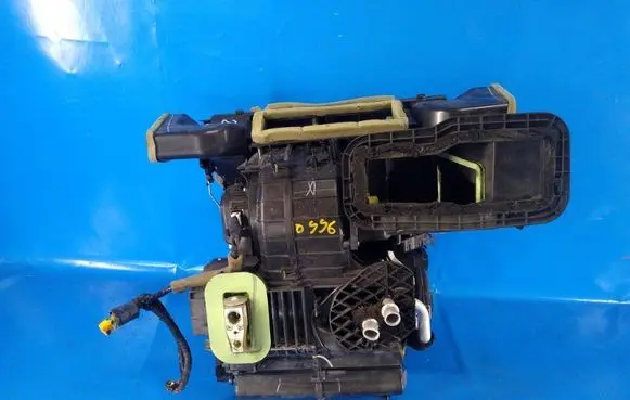 Nissan Sentra B17 Interior heater climate box assembly 272103SG0A