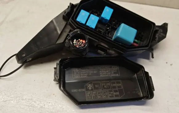 Toyota Corolla E210 E21 Fuse box set 8266202C60