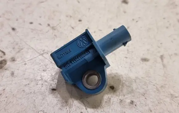 Audi Q3 8U Airbag deployment crash/impact sensor 5K0959351A 5WK44270