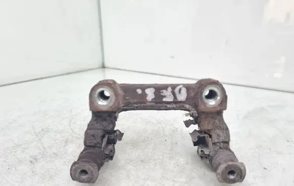 Citroen C4 I Picasso Brake caliper pad carrier rear 