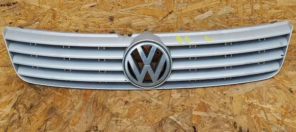 Volkswagen PASSAT B5 ACC Distronic radar sensor grill/trim ddddd