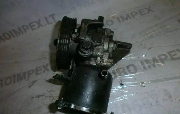 Subaru Forester SF Power steering pump