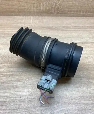 Peugeot 207 Mass air flow meter 9632215280 5WK9628 USED