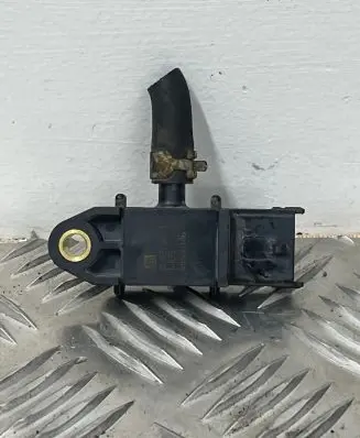 Opel Corsa D Exhaust gas pressure sensor 55566186 28403014003 1J09