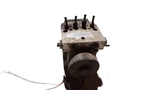 Nissan X-Trail T30 ABS Pump 47600AR005 J2Z18NB