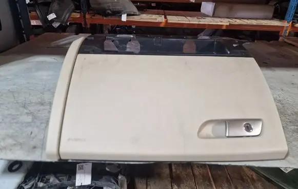 Audi A6 S6 C7 4G Glove box