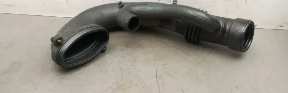 BMW 5 E39 Intercooler hose/pipe 7786777 108667 7786034