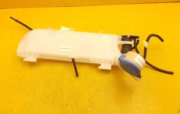 Peugeot 3008 III Windshield washer fluid reservoir/tank 9639834780 9639957780 AA2219029000