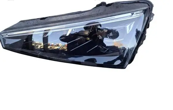 Skoda Scala Headlight/headlamp 657941015A