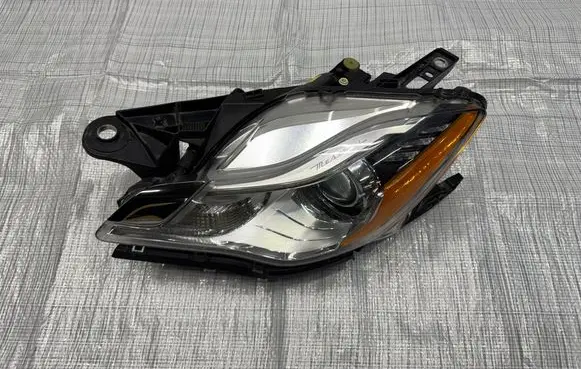 Maserati Quattroporte Headlight/headlamp 670001626