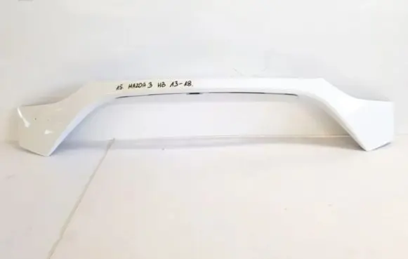 Mazda 3 II Tailgate trim