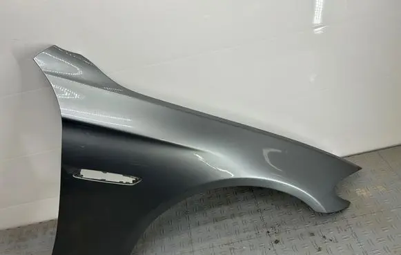 BMW 5 F10 F11 Fender