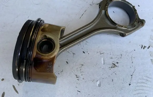 Audi A7 S7 4G Piston with connecting rod 079198401J 079107066EM