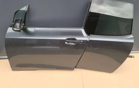 BMW i3 Front door