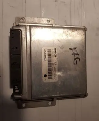 Alfa Romeo 156 Engine control unit/module 0281001588 C365Y932