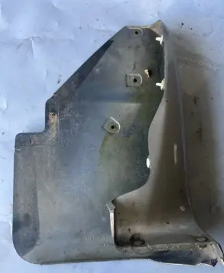 Mitsubishi Pajero Front mudguard MR313070 MR31307