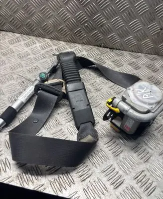 KIA Optima Front seatbelt 888102T510