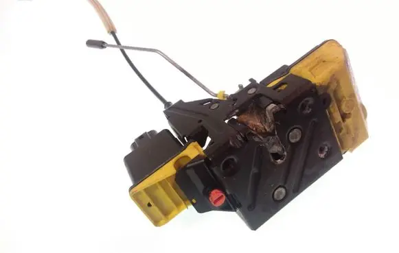 Volvo S60 Rear door lock 8650554