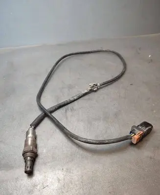 Volkswagen PASSAT B8 Lambda probe sensor 04L906262A