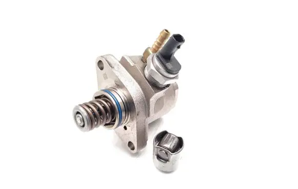 Skoda Fabia Mk3 (NJ) Fuel injection high pressure pump 04E127026BH