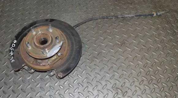 Jeep Grand Cherokee (WK) Rear wheel hub