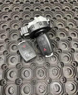 Volvo V50 Ignition lock 31252482