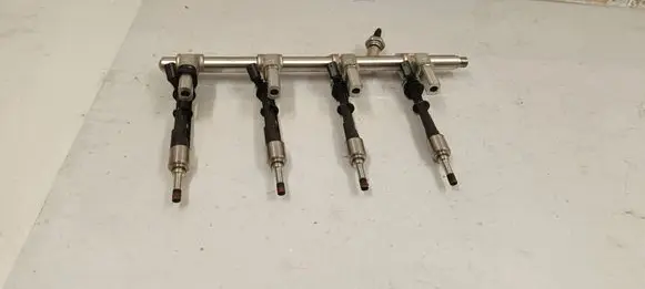 Fuel injectors set