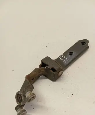 Volkswagen Transporter - Caravelle T5 Sliding door middle roller runner 7H0843336A