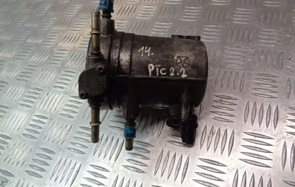 Chrysler PT Cruiser Fuel filter housing 05278781AD