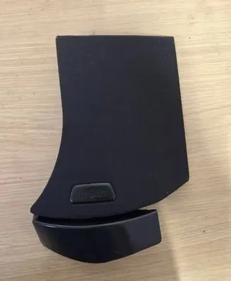 BMW i8 (C) pillar trim 7350805 A047297