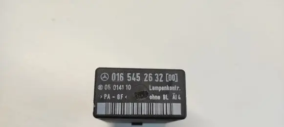 Mercedes-Benz Vito Viano W638 Coolant fan relay 0165453632 05014110