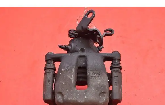 Skoda Superb B6 (3T) Rear brake caliper