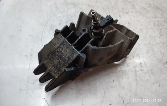Nissan Qashqai other engine part