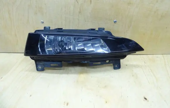 Skoda Scala Front fog light 657941700 1ND2522RH 01396102