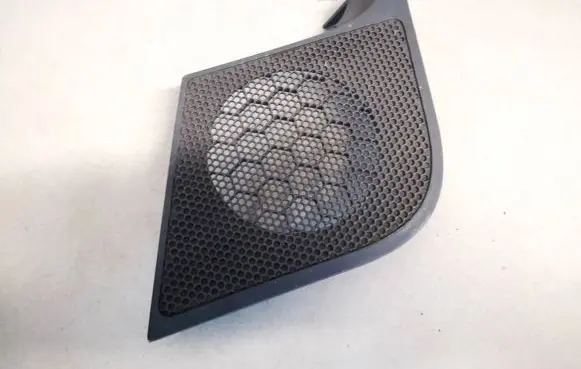 Side speaker trim/cover
