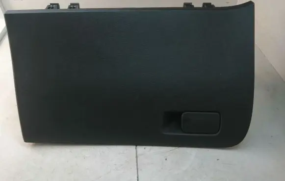 Hyundai i20 (GB IB) Glove box 84510C8000