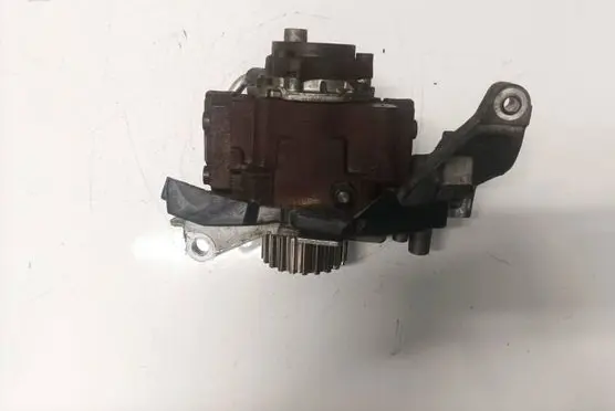 Ford Focus Fuel injection high pressure pump 9684778280