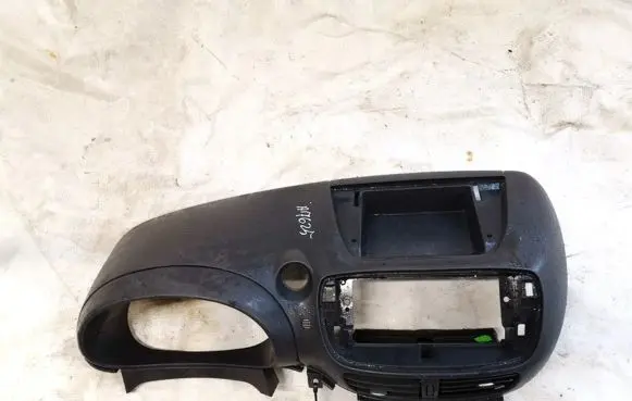 Nissan Almera Tino Dashboard trim 68260bu200