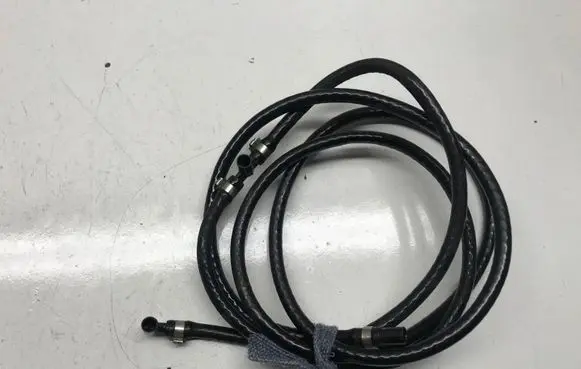 Chrysler Crossfire Headlight washer hose/pipe 