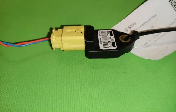 KIA Ceed Airbag deployment crash/impact sensor 959202H000 2HHBBYYSME6971