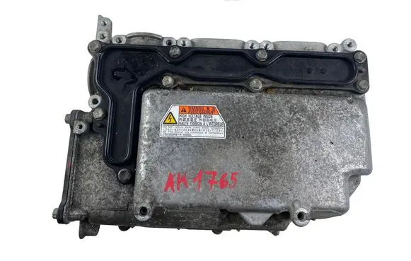Toyota Prius (XW30) Voltage converter inverter G920047140