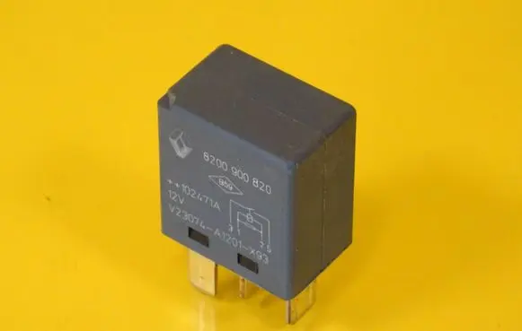 Renault Megane III Other relay 8200900820