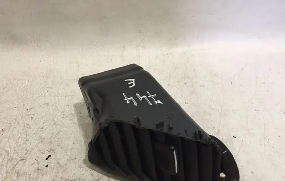 Opel Insignia A Dash center air vent grill 13282237