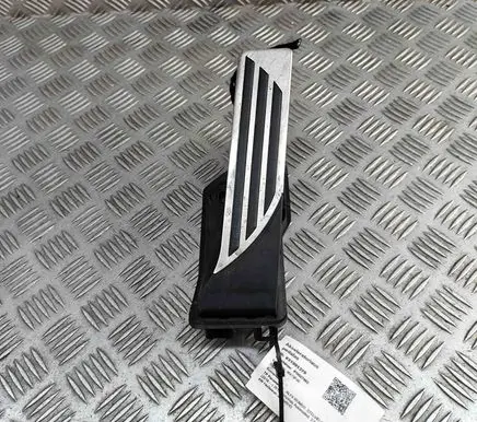 Alfa Romeo Stelvio Accelerator throttle pedal 50551337 20330479