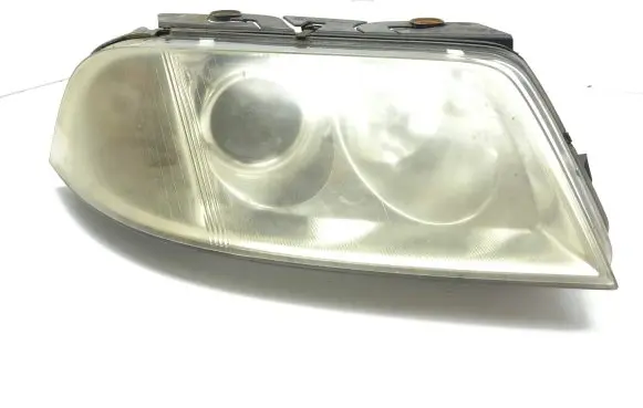 Volkswagen PASSAT B5.5 Headlight/headlamp 3B0941016AK