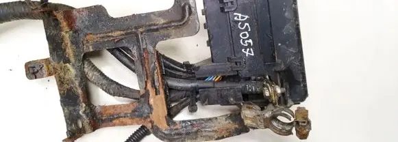 KIA Carens I Fuse box set