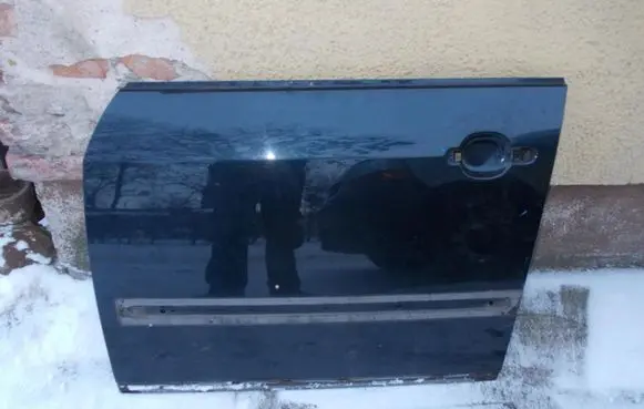 Audi A2 Front door