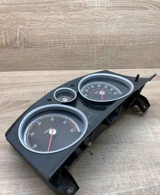 Opel Zafira A Speedometer (instrument cluster) 13225969