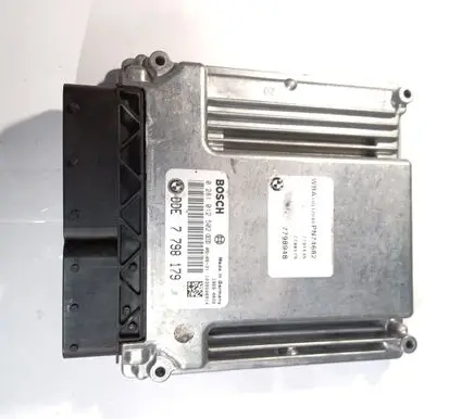 BMW 1 E81 E87 Engine control unit/module 7798179 0281012502