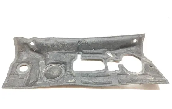 Peugeot 3008 II Other engine bay part 9800107580